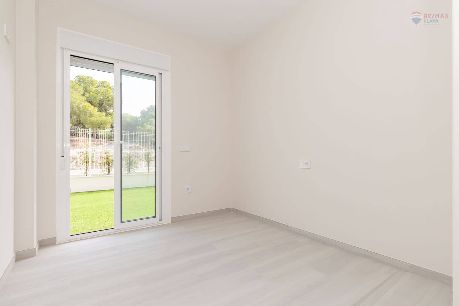 2 sypialnia Apartament na sprzedaż w Vera z basenem garażem - 277 900 € (Ref: 9395576)