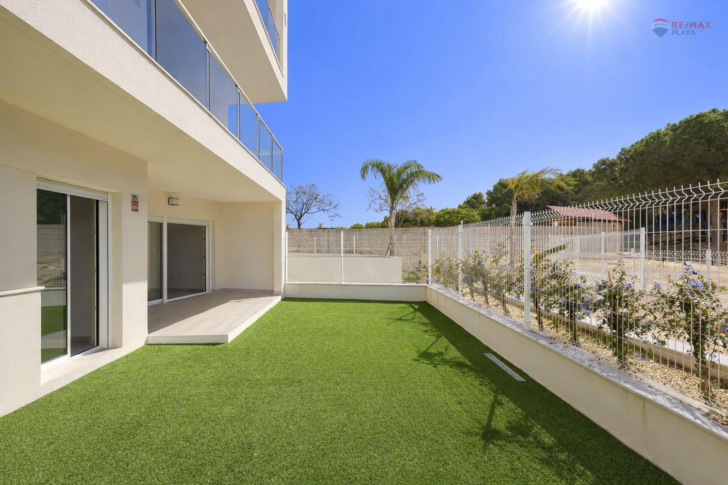 Apartamento de 2 habitaciones en Vera en venta con piscina garaje - 277.900 € (Ref: 9395576)