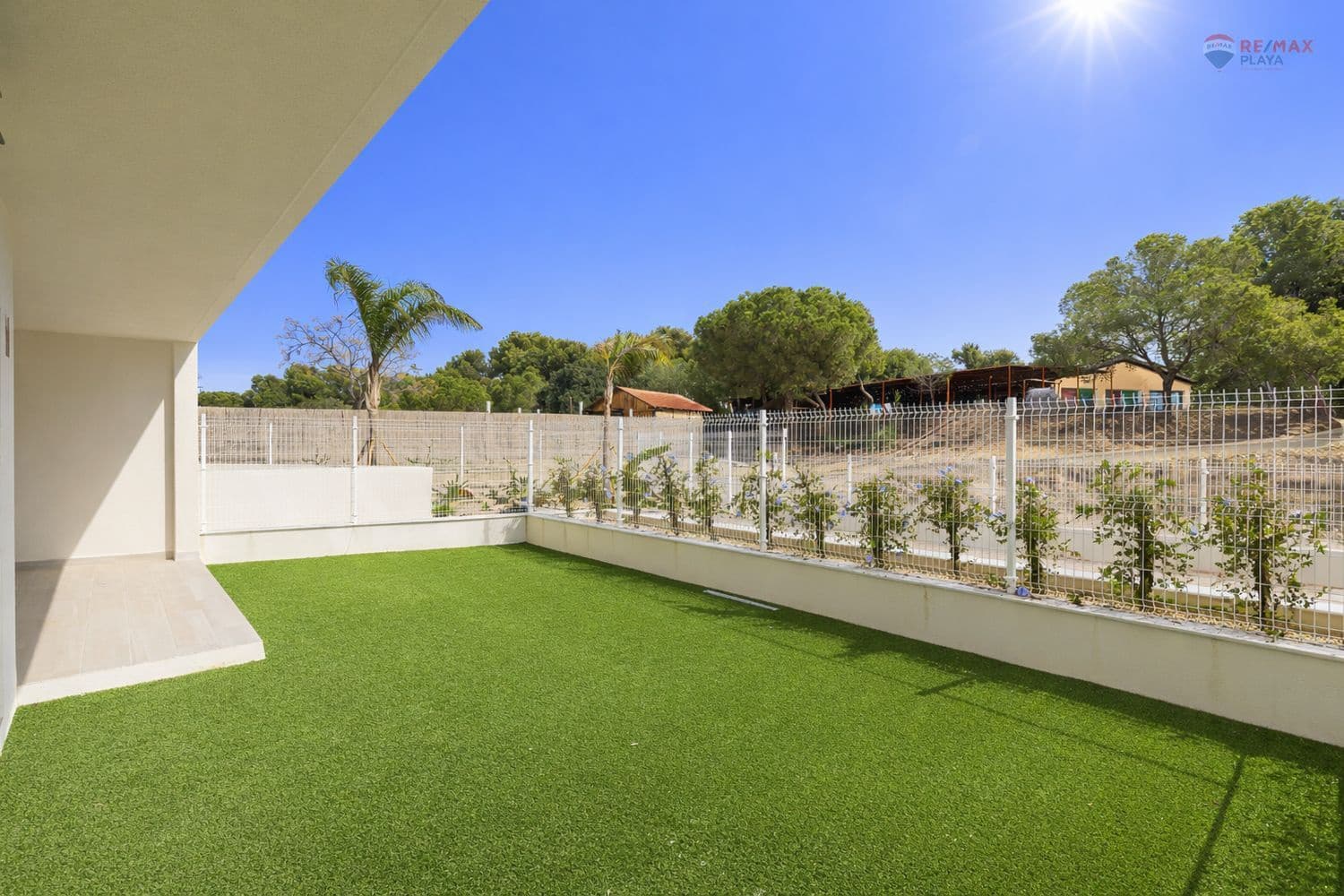 Apartamento de 2 habitaciones en Vera en venta con piscina garaje - 277.900 € (Ref: 9395576)