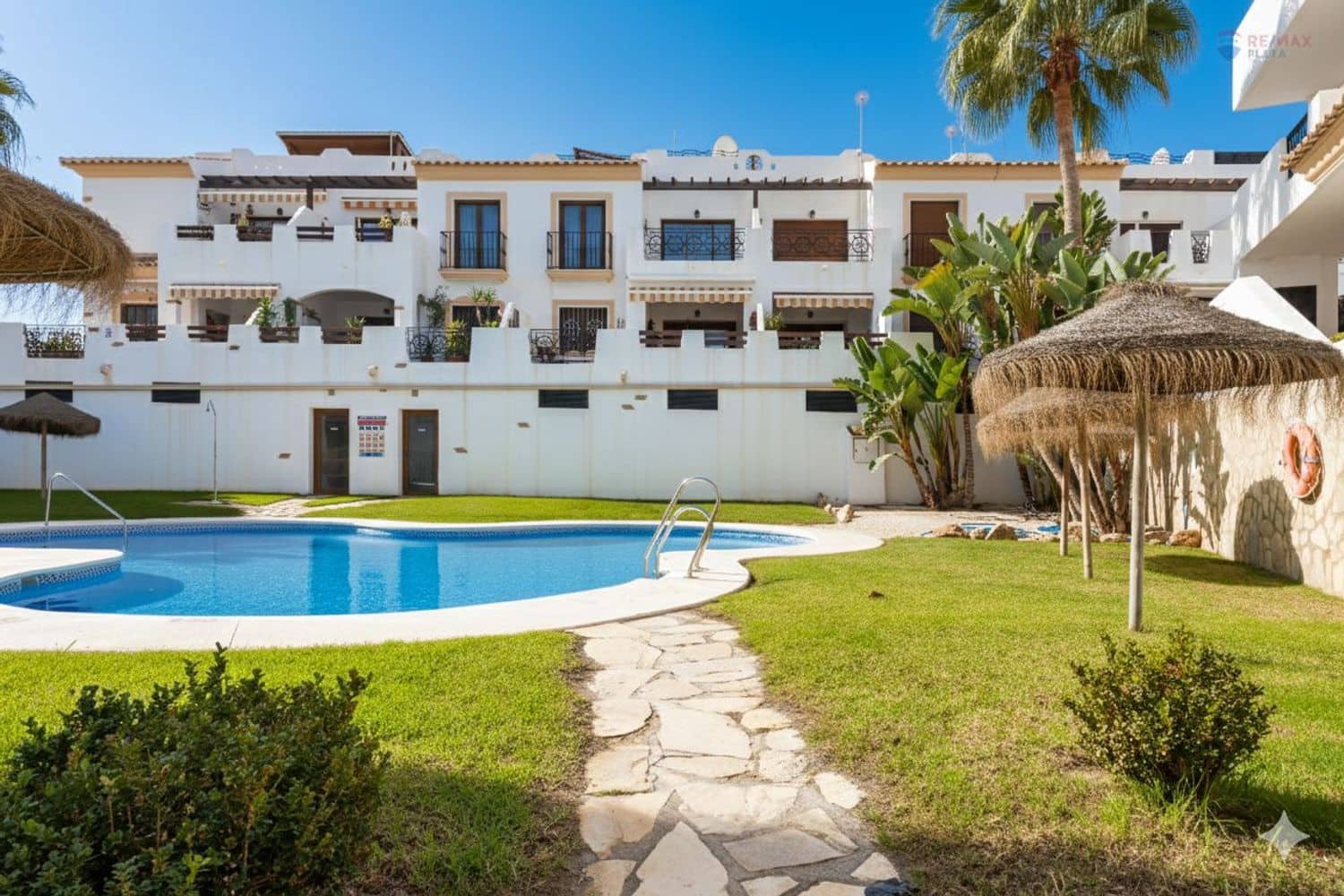 2 bedroom Apartment for sale in Palomares with pool garage - € 135,000 (Ref: 9402879)