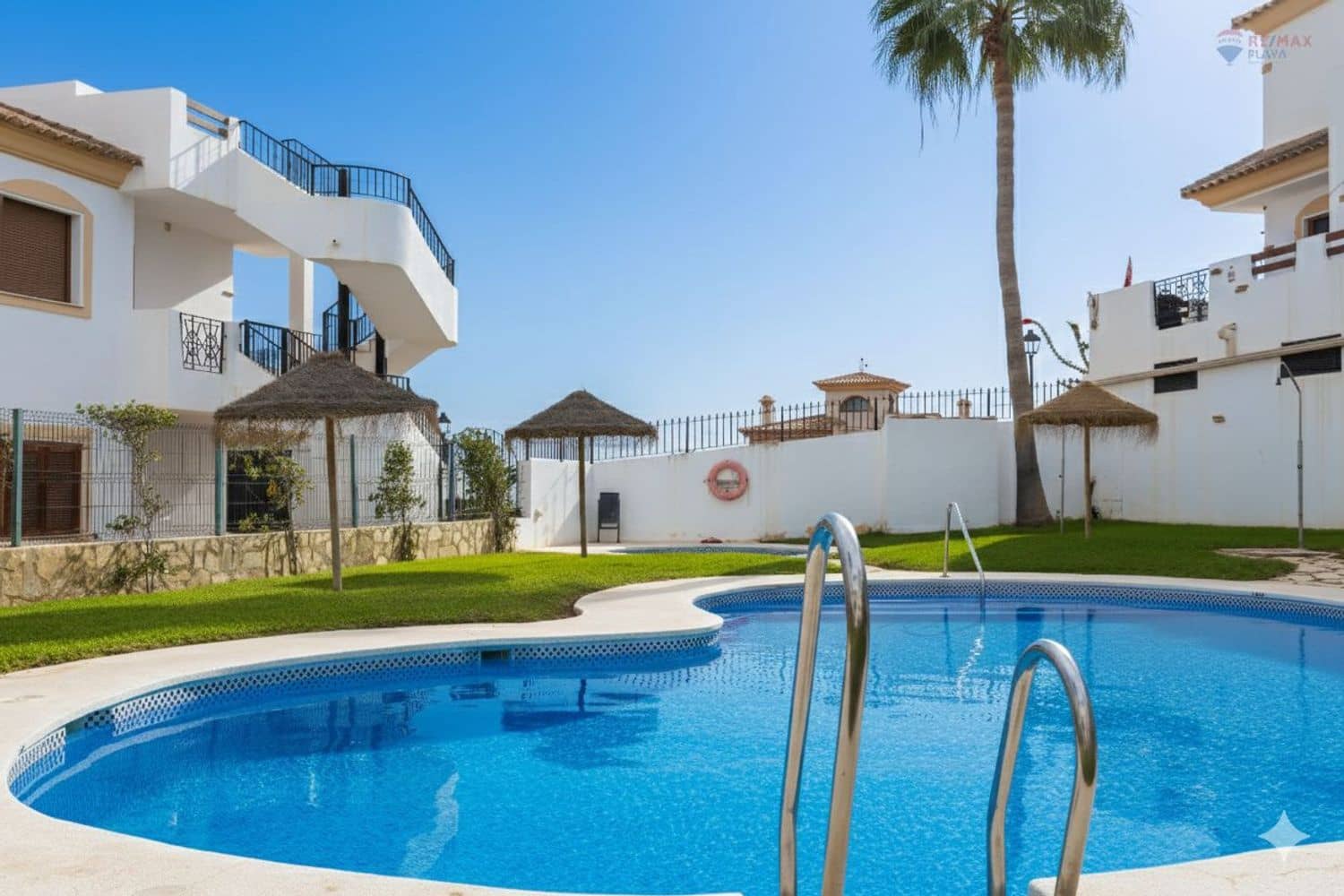 2 bedroom Apartment for sale in Palomares with pool garage - € 135,000 (Ref: 9402879)