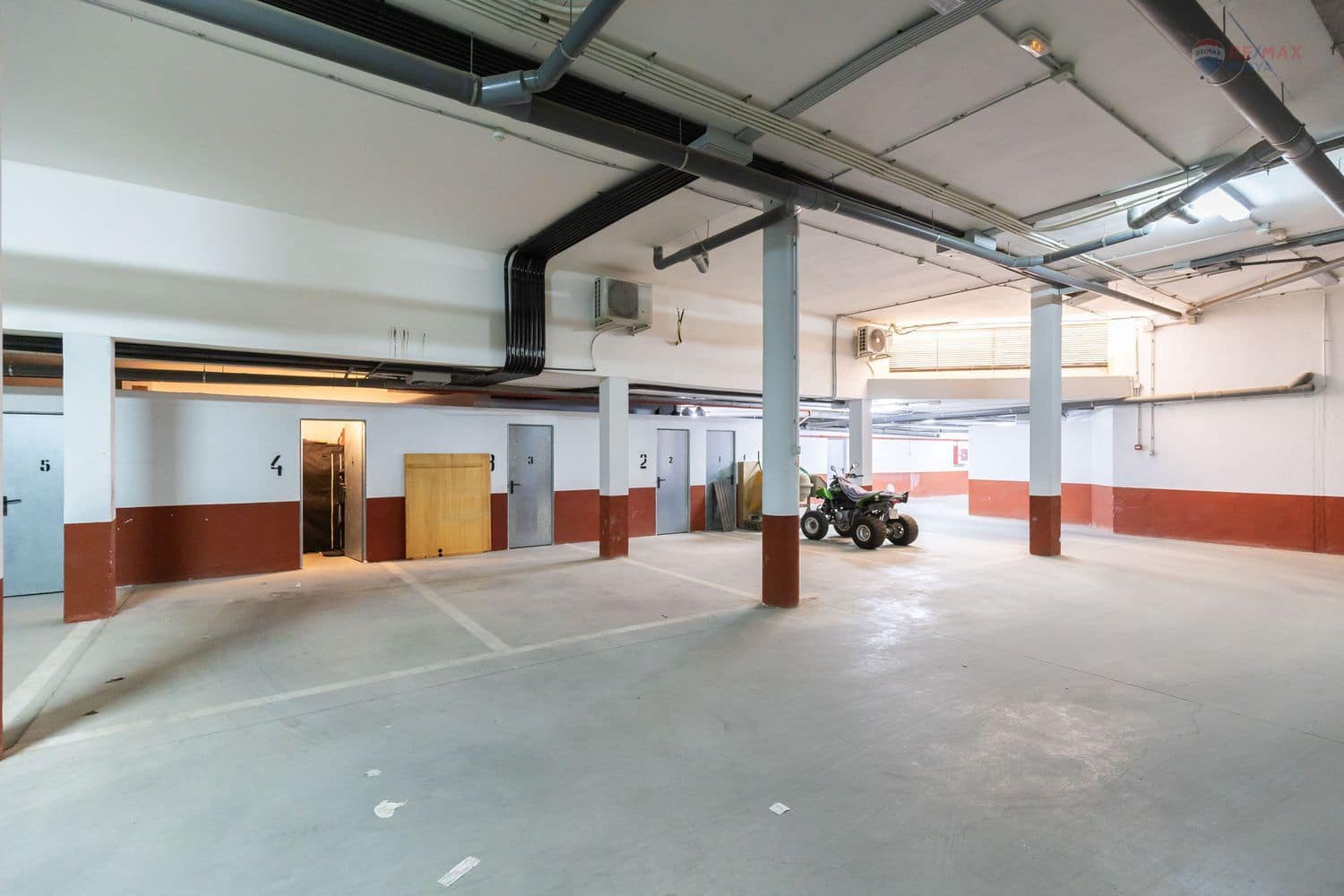 2 bedroom Apartment for sale in Palomares with pool garage - € 130,000 (Ref: 9410583)