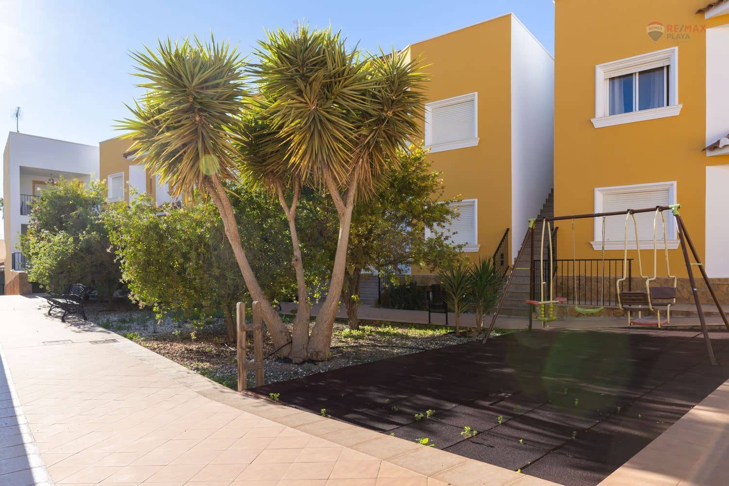 2 bedroom Apartment for sale in Palomares with pool garage - € 130,000 (Ref: 9410583)