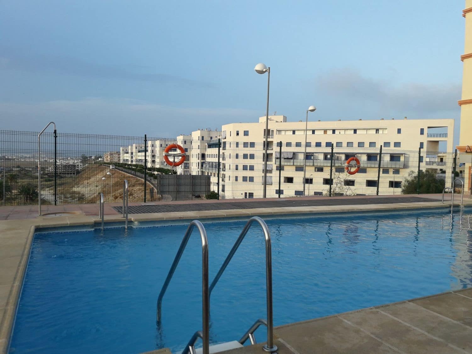 3 slaapkamer Appartement te koop in Garrucha met zwembad garage - € 198.000 (Ref: 9429371)