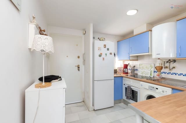 3 slaapkamer Appartement te koop in Garrucha met zwembad garage - € 140.000 (Ref: 9429372)