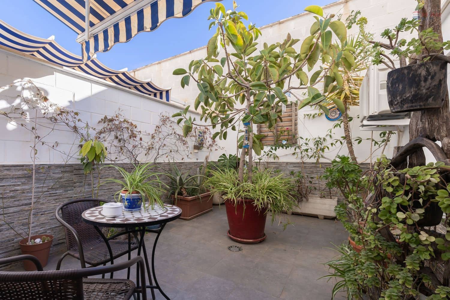 3 slaapkamer Appartement te koop in Garrucha met zwembad garage - € 140.000 (Ref: 9429372)