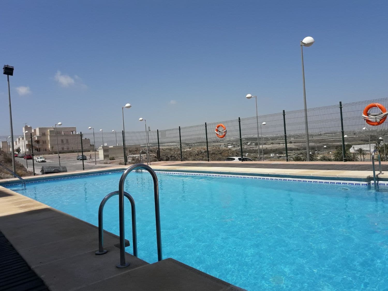 3 slaapkamer Appartement te koop in Garrucha met zwembad garage - € 140.000 (Ref: 9429372)