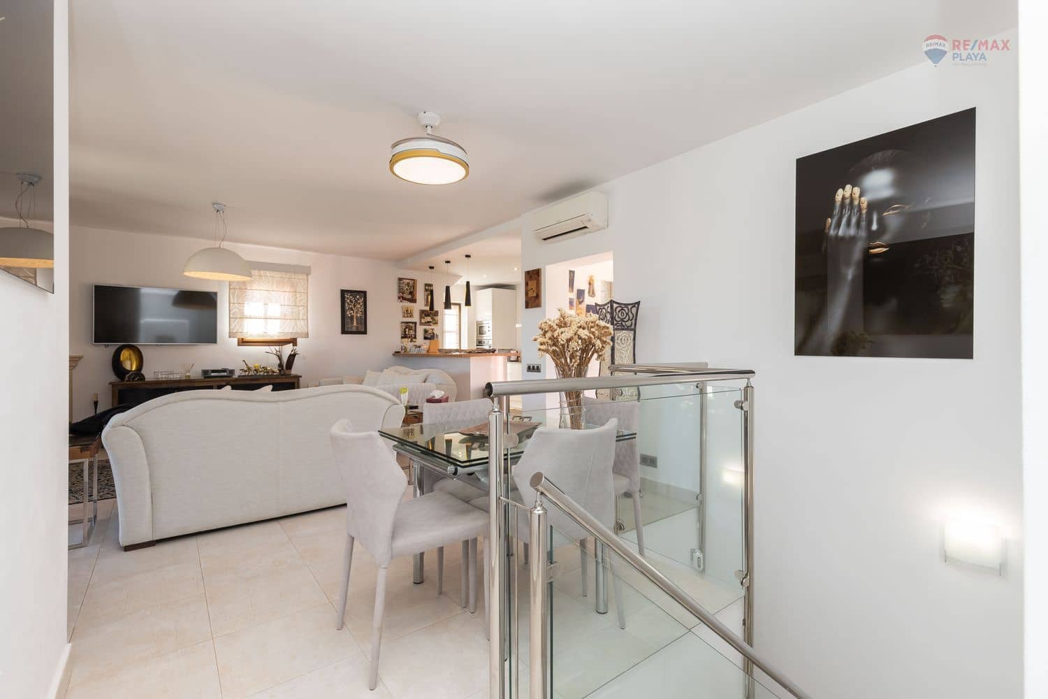 4 bedroom Villa for sale in Cuevas del Almanzora with pool garage - € 695,000 (Ref: 9430794)