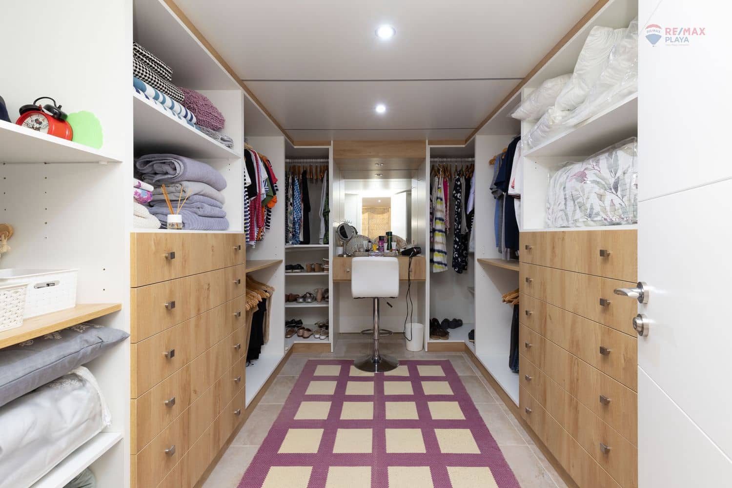 4 bedroom Villa for sale in Cuevas del Almanzora with pool garage - € 695,000 (Ref: 9430794)