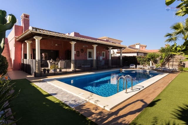 4 bedroom Villa for sale in Cuevas del Almanzora with pool garage - € 695,000 (Ref: 9430794)