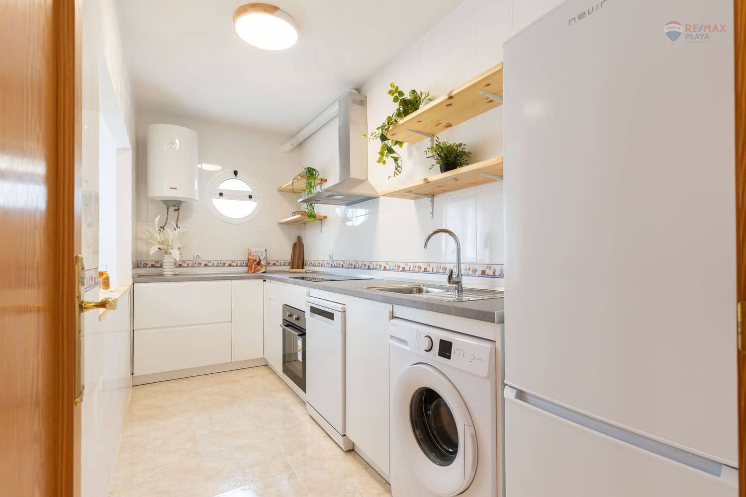 Apartamento de 2 habitaciones en Mojácar en venta con piscina garaje - 169.700 € (Ref: 9452576)