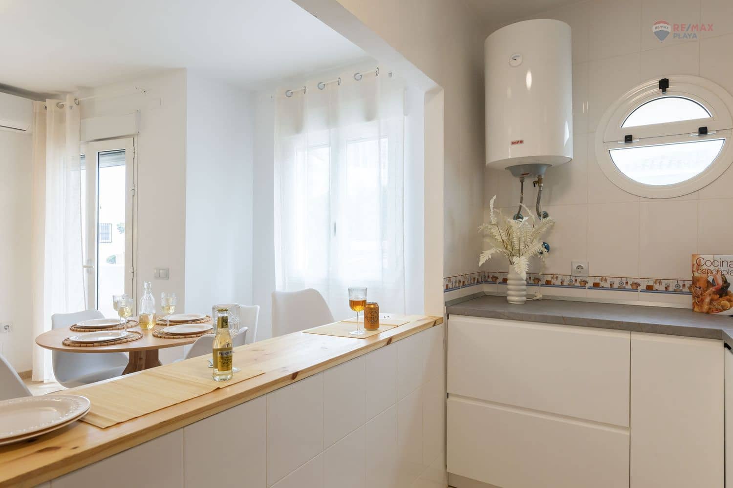 Apartamento de 2 habitaciones en Mojácar en venta con piscina garaje - 169.700 € (Ref: 9452576)