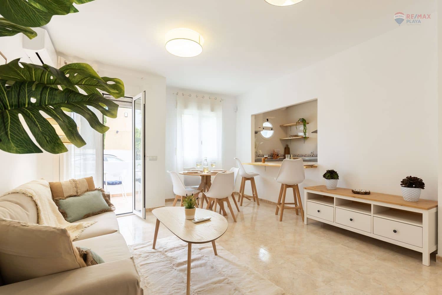 Apartamento de 2 habitaciones en Mojácar en venta con piscina garaje - 169.700 € (Ref: 9452576)