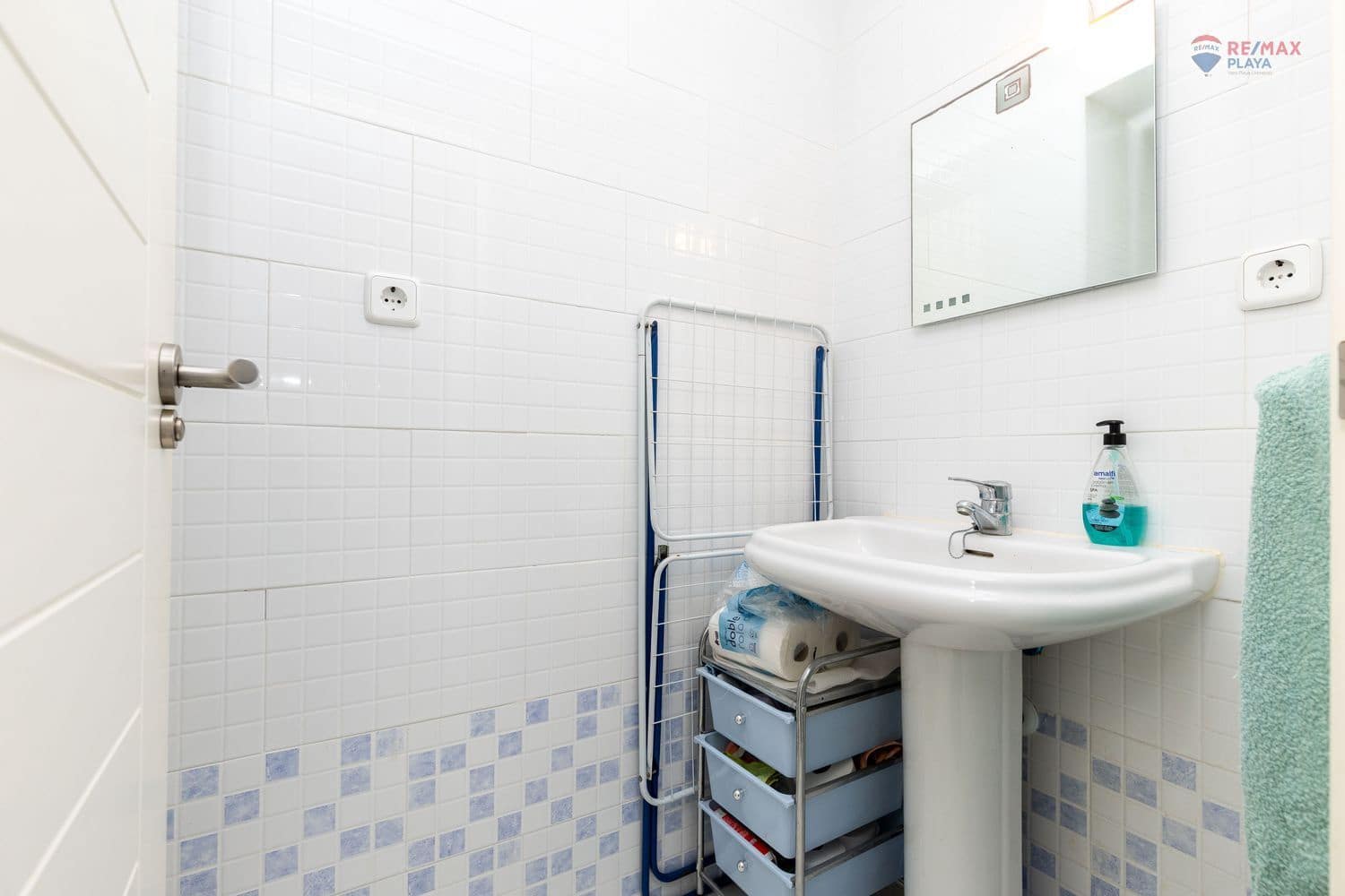 2 bedroom Apartment for sale in Garrucha with pool garage - € 119,900 (Ref: 9494283)