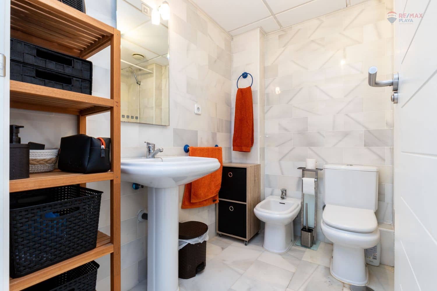 2 bedroom Apartment for sale in Garrucha with pool garage - € 119,900 (Ref: 9494283)