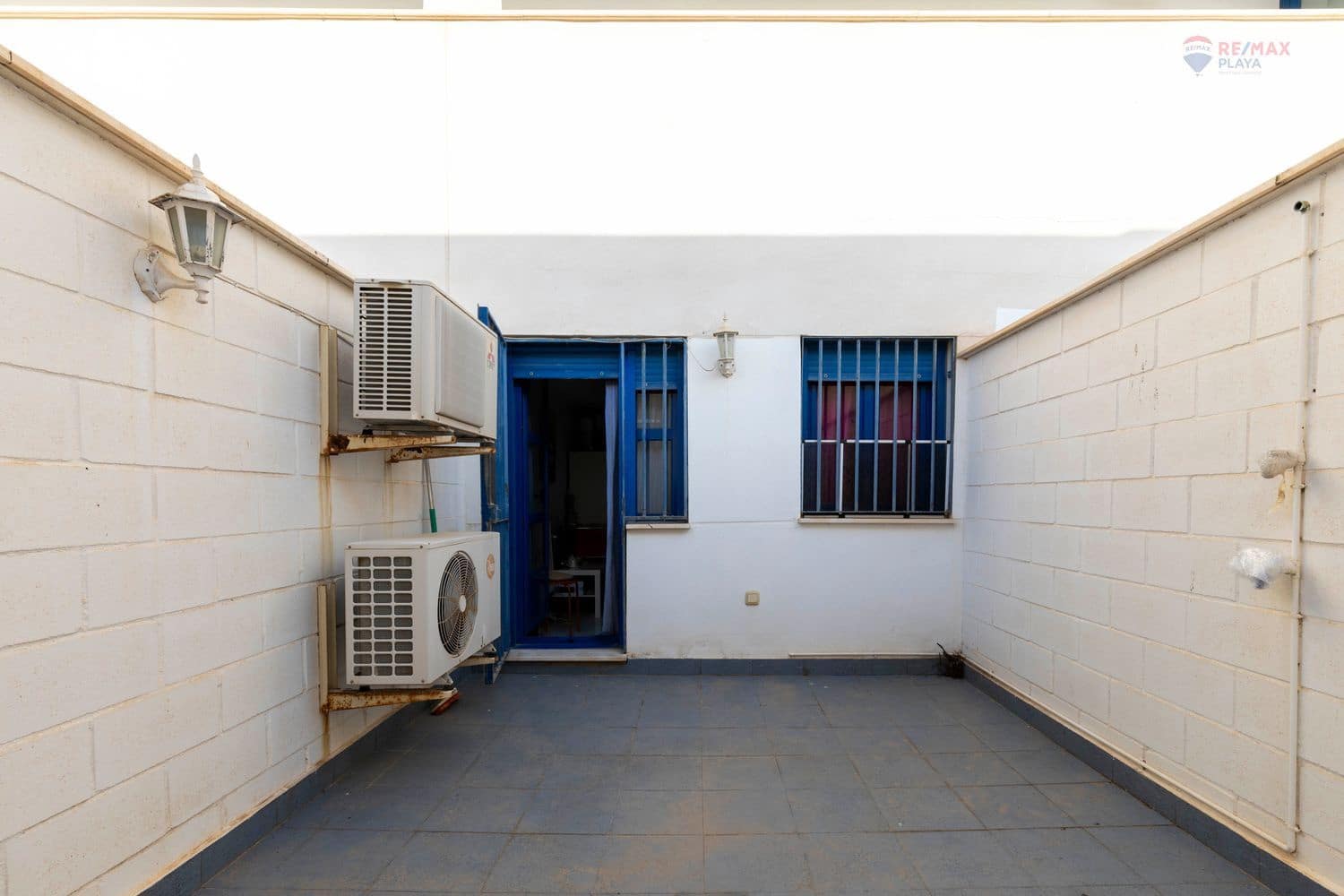 2 bedroom Apartment for sale in Garrucha with pool garage - € 119,900 (Ref: 9494283)