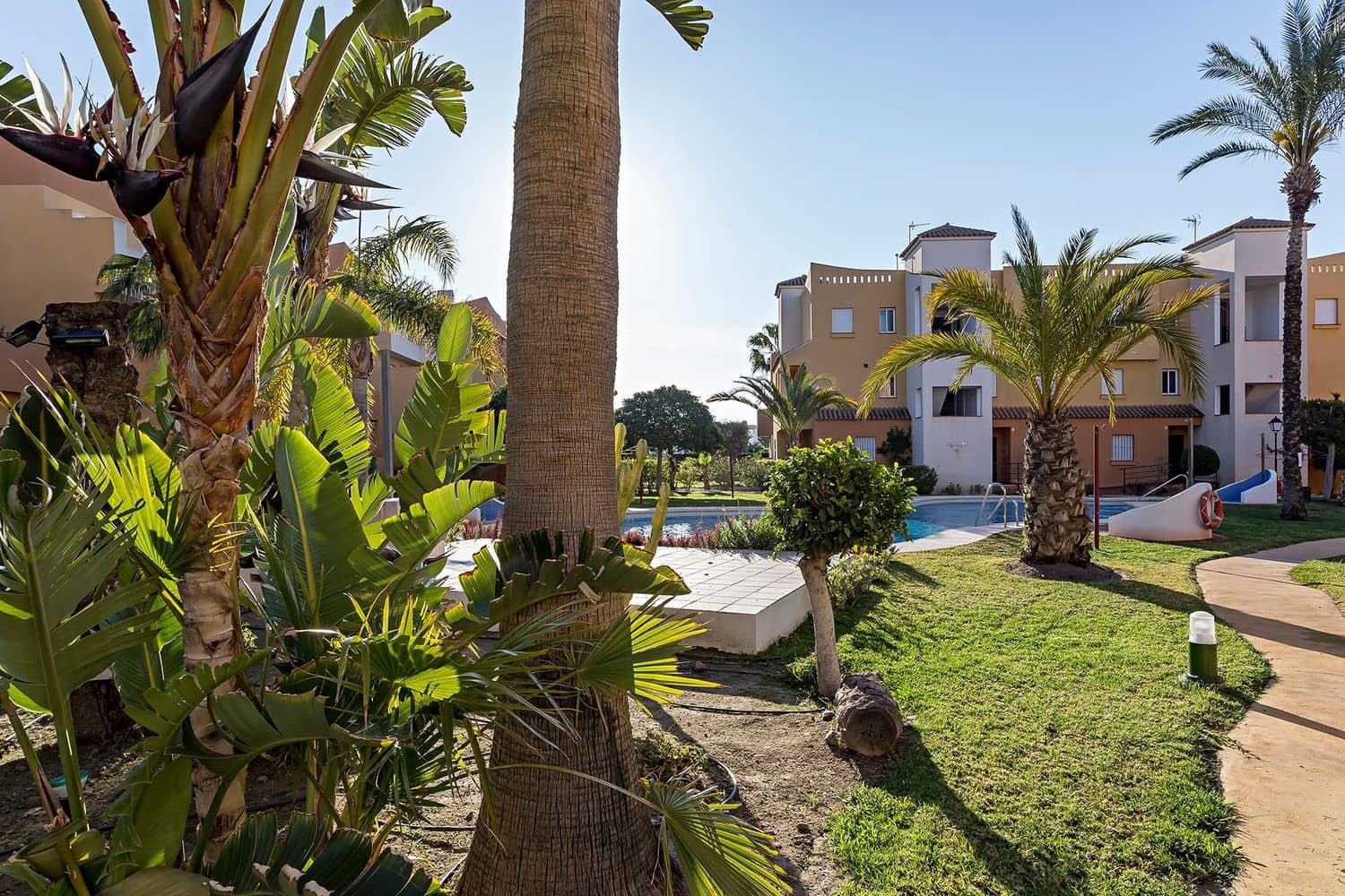 Apartamento de 2 habitaciones en Vera en venta con piscina garaje - 189.000 € (Ref: 9494284)