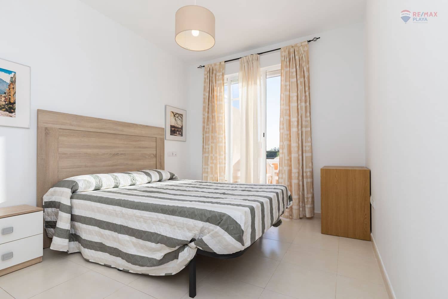 2 makuuhuone Huoneisto vuokrattavana paikassa Vera mukana uima-altaan 
autotalli - 650 € (Ref: 9501846)