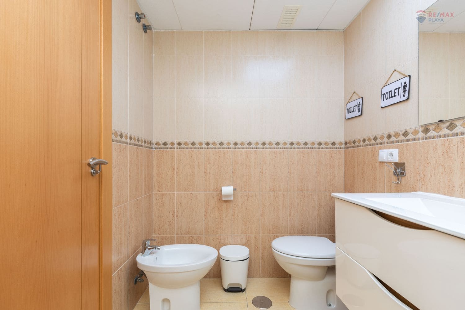 2 makuuhuone Huoneisto vuokrattavana paikassa Vera mukana uima-altaan 
autotalli - 650 € (Ref: 9501846)