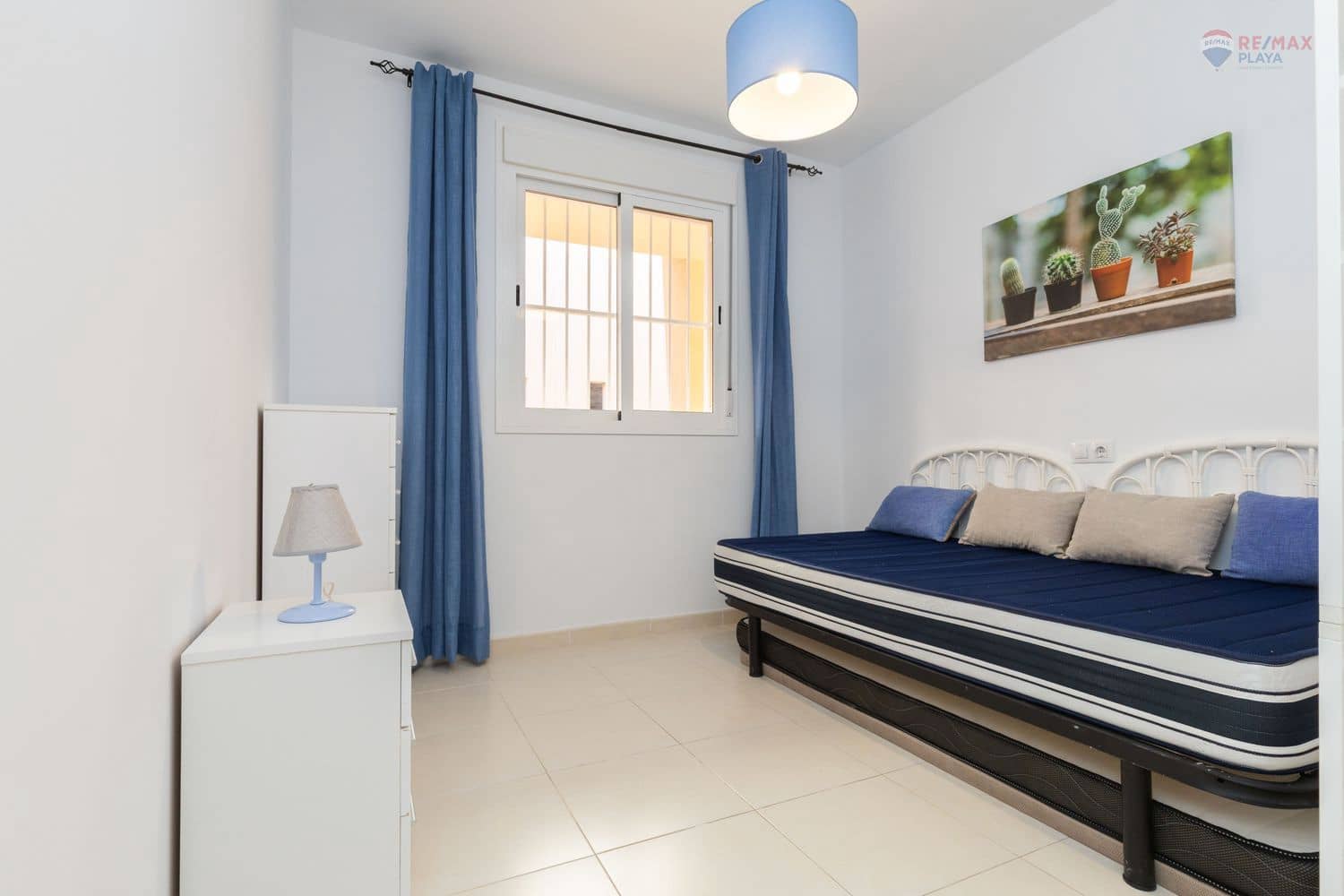 2 makuuhuone Huoneisto vuokrattavana paikassa Vera mukana uima-altaan 
autotalli - 650 € (Ref: 9501846)