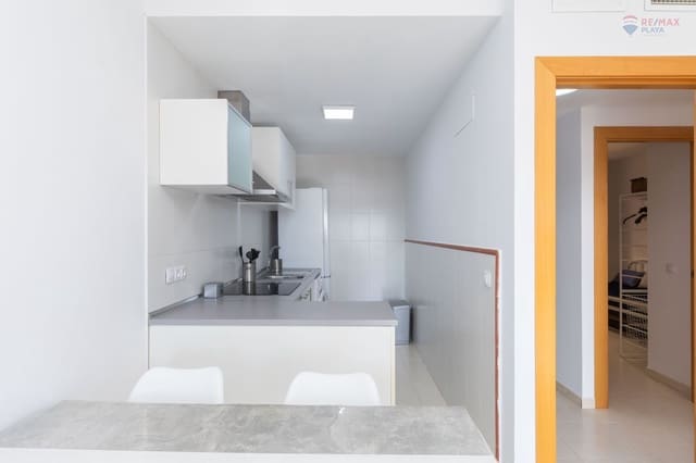 2 makuuhuone Huoneisto vuokrattavana paikassa Cala Marqués, Vera mukana uima-altaan 
autotalli - 650 € (Ref: 9501846)