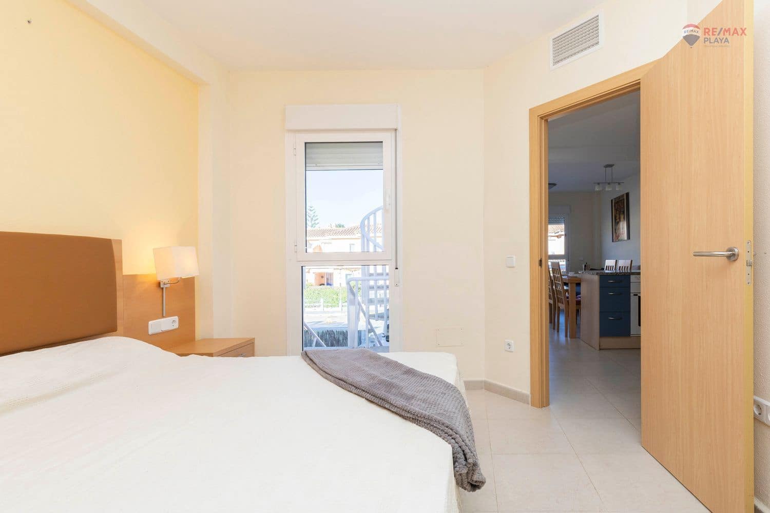 Apartamento de 1 habitación en Vera en venta con piscina garaje - 119.900 € (Ref: 9540766)