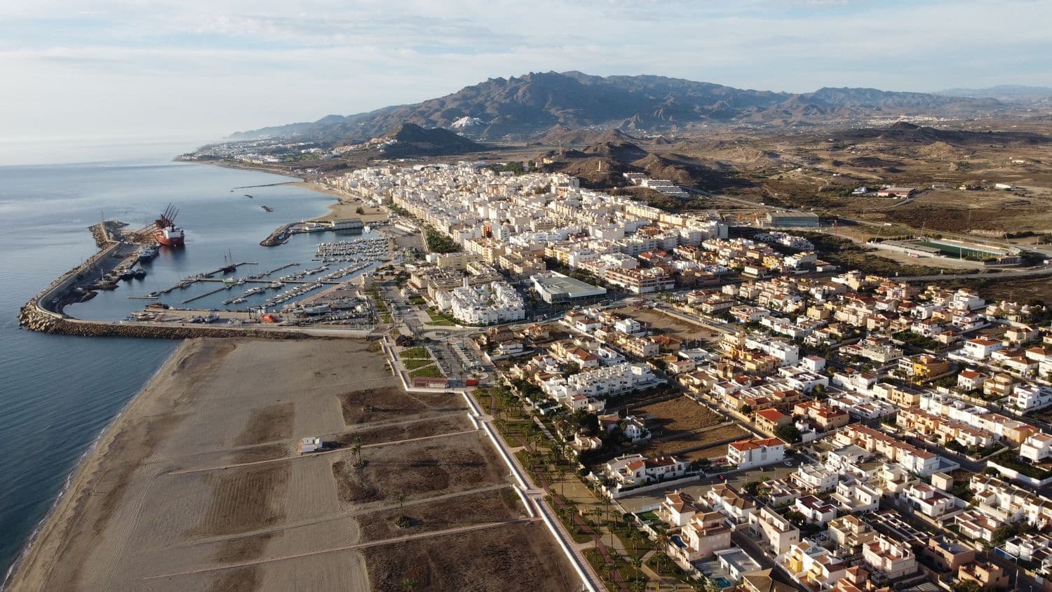 Apartamento de 1 habitación en Vera en venta con piscina garaje - 119.900 € (Ref: 9540766)