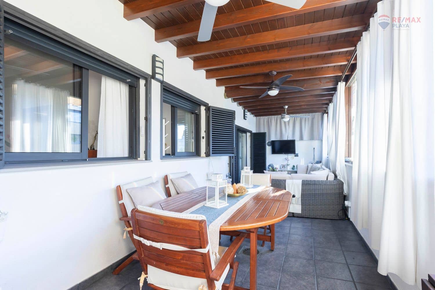 2 makuuhuone Huoneisto myytävänä paikassa Vera mukana uima-altaan 
autotalli - 197 000 € (Ref: 9543047)