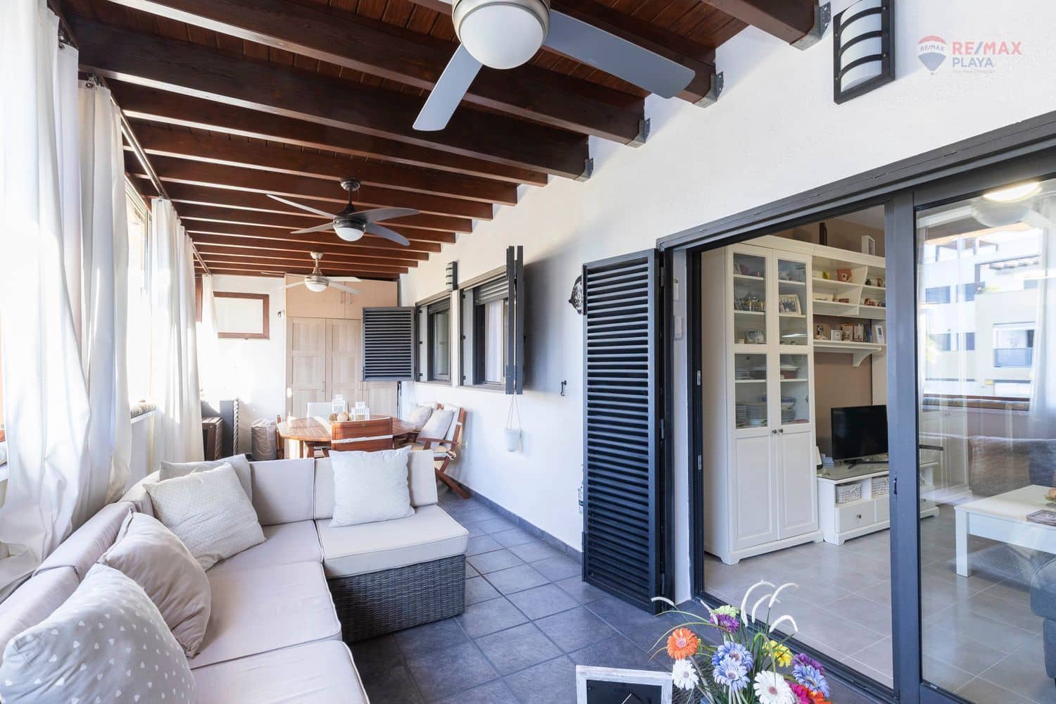 2 makuuhuone Huoneisto myytävänä paikassa Vera mukana uima-altaan 
autotalli - 197 000 € (Ref: 9543047)