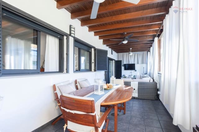 2 makuuhuone Huoneisto myytävänä paikassa Puerto Vera - Las Salinas, Vera mukana uima-altaan 
autotalli - 197 000 € (Ref: 9543047)