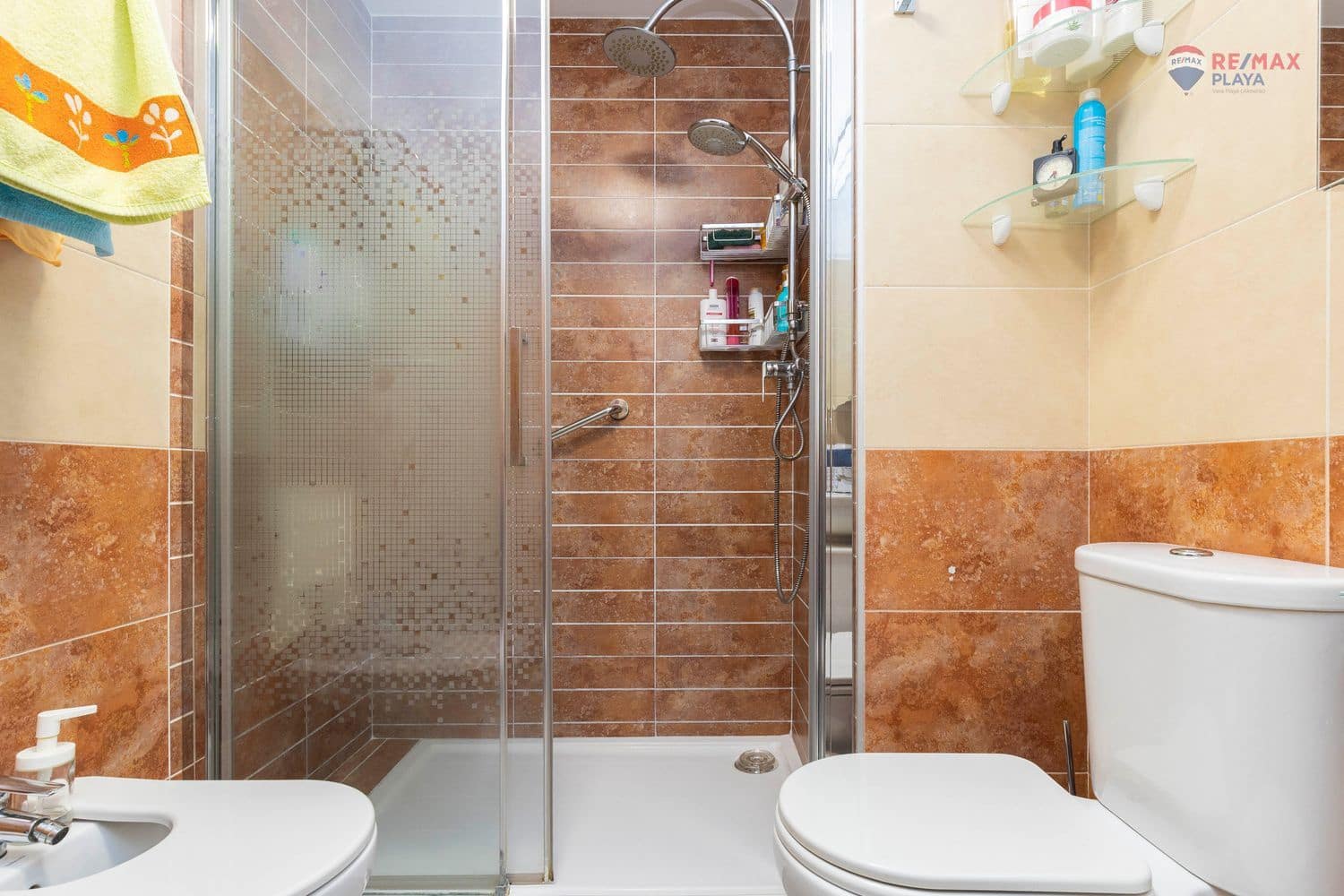 2 makuuhuone Huoneisto myytävänä paikassa Vera mukana uima-altaan 
autotalli - 197 000 € (Ref: 9543047)