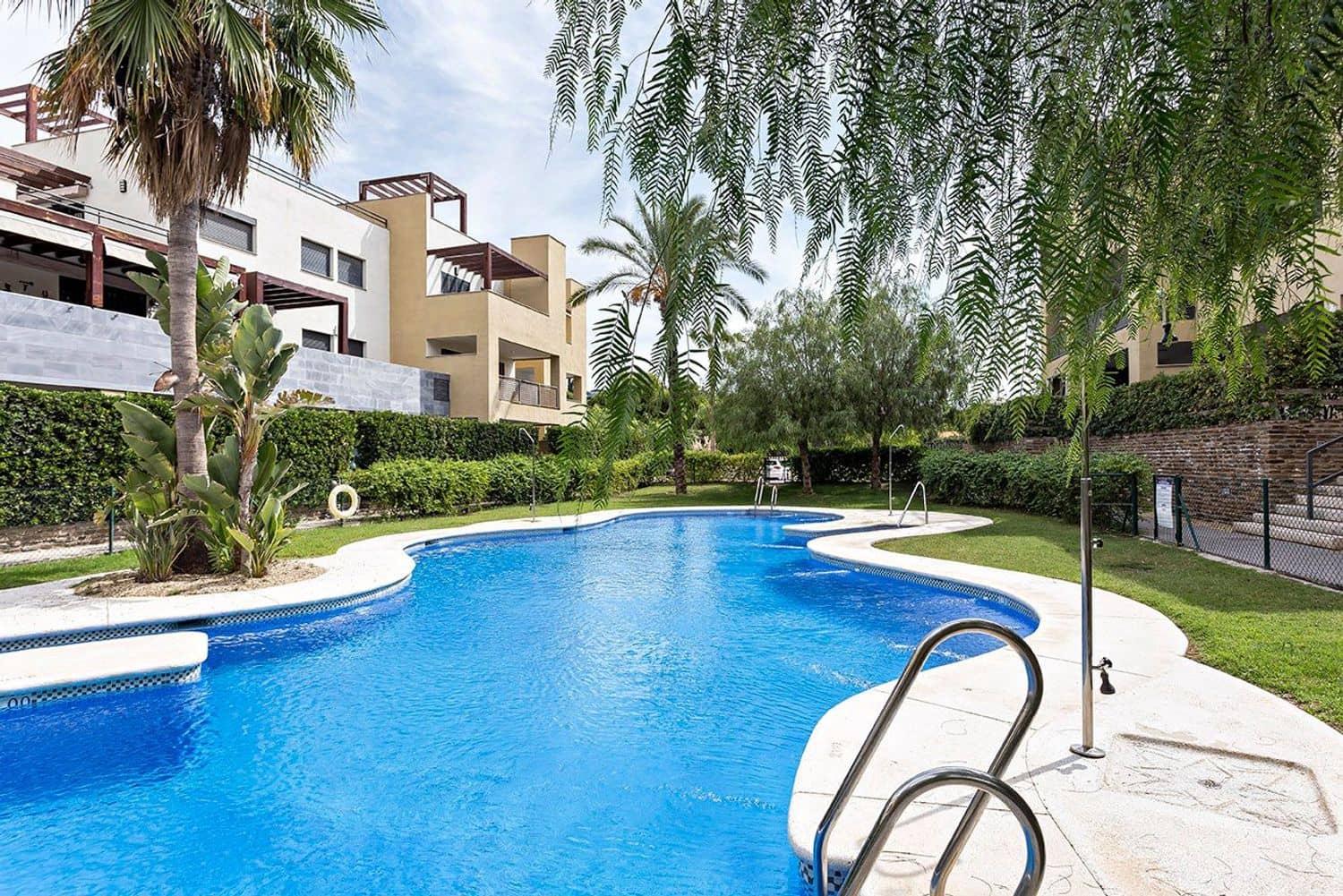 2 makuuhuone Huoneisto myytävänä paikassa Vera mukana uima-altaan 
autotalli - 197 000 € (Ref: 9543047)