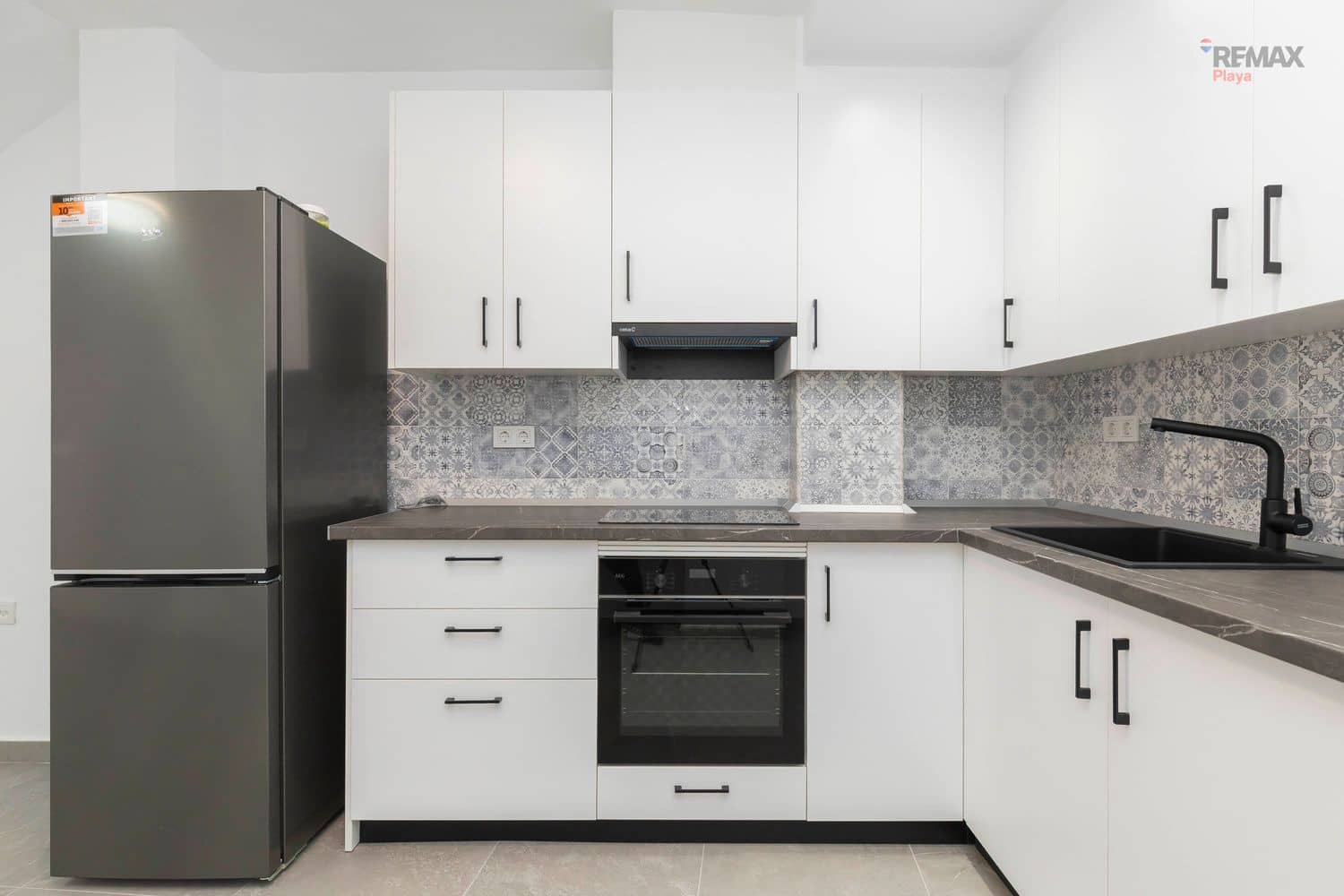 3 soveværelse Byhus til salg i Cuevas del Almanzora med garage - € 144.900 (Ref: 9600841)