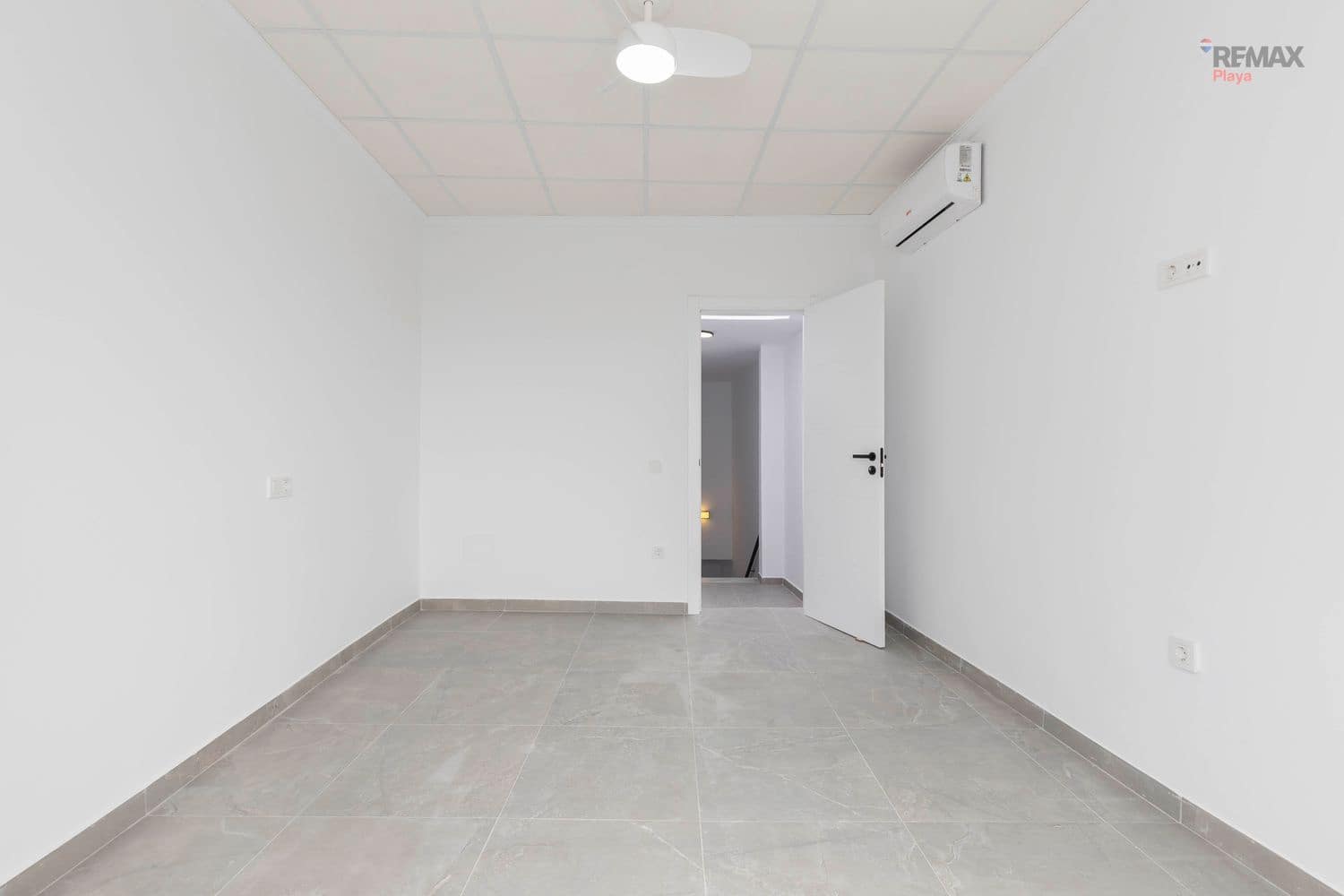 3 soveværelse Byhus til salg i Cuevas del Almanzora med garage - € 144.900 (Ref: 9600841)