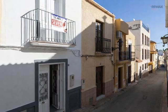 3 soveværelse Byhus til salg i Cuevas del Almanzora med garage - € 144.900 (Ref: 9600841)