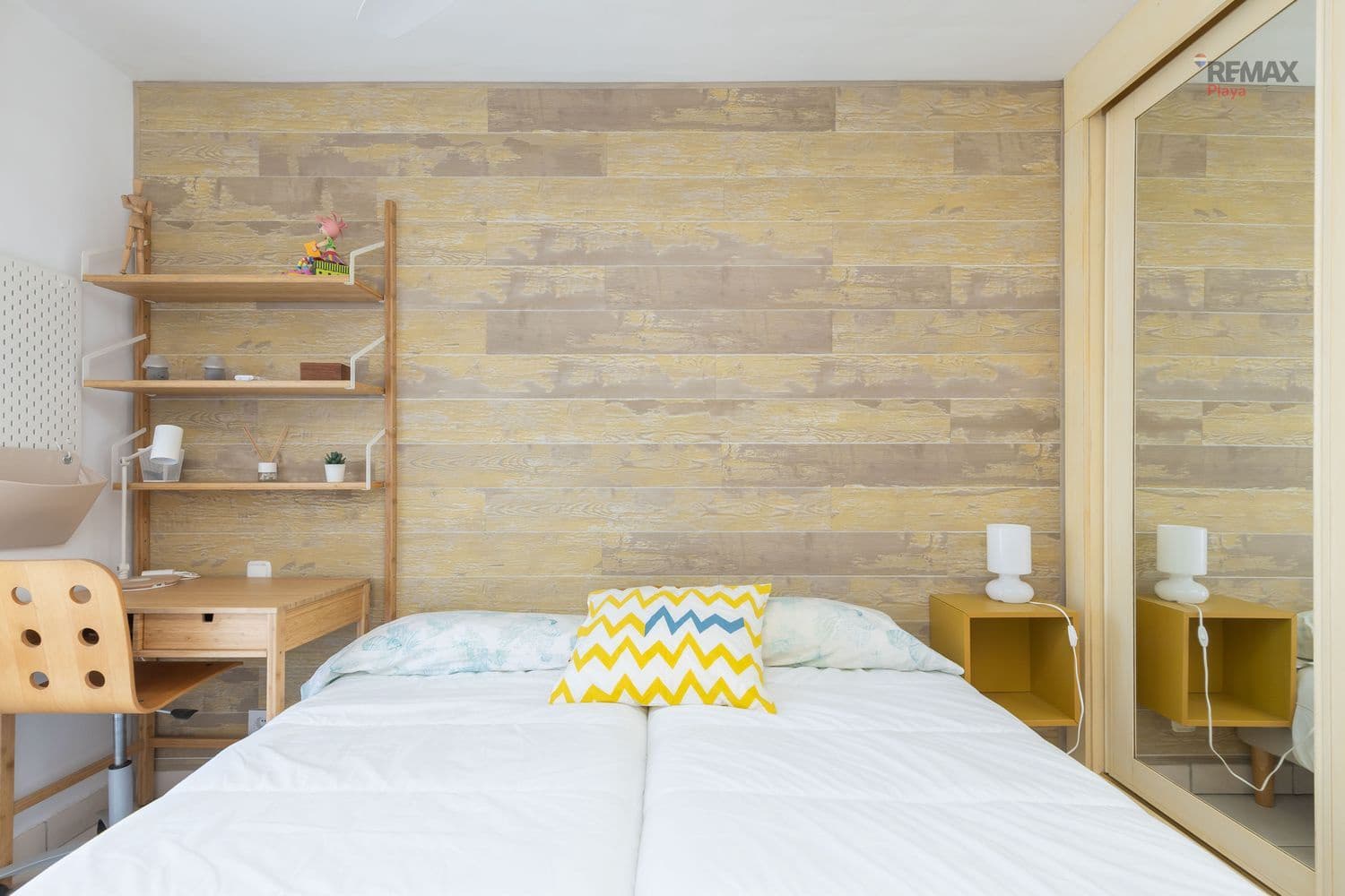 2 makuuhuone Omakotitalo vuokrattavana paikassa Vera mukana uima-altaan 
autotalli - 850 € (Ref: 9629617)