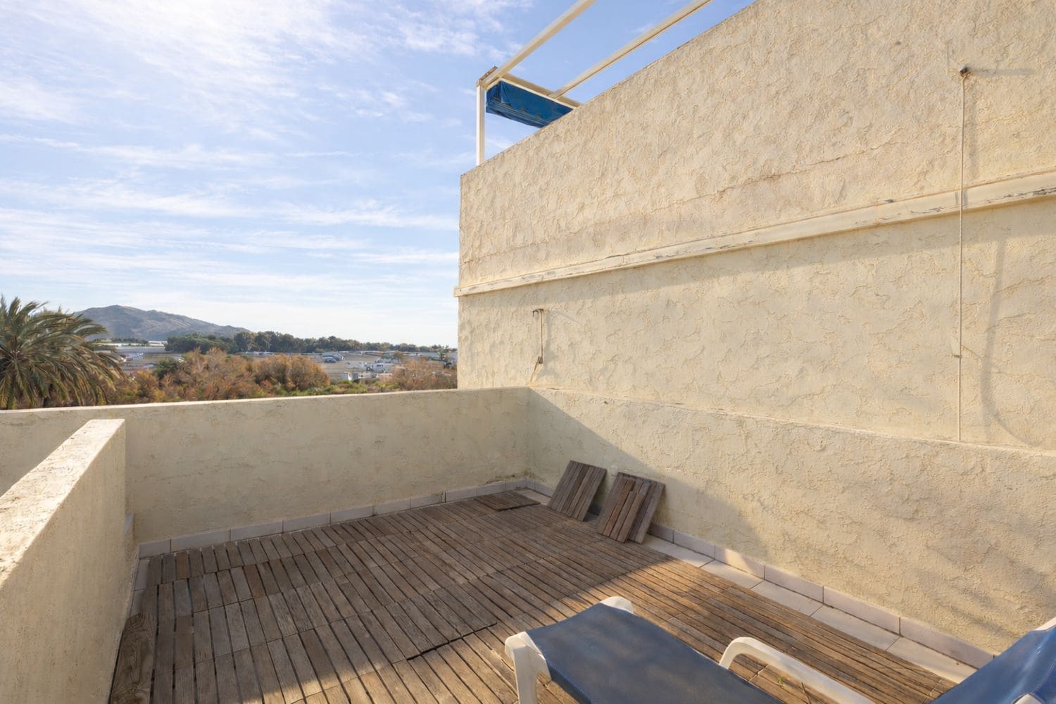 2 makuuhuone Omakotitalo vuokrattavana paikassa Vera mukana uima-altaan 
autotalli - 850 € (Ref: 9629617)