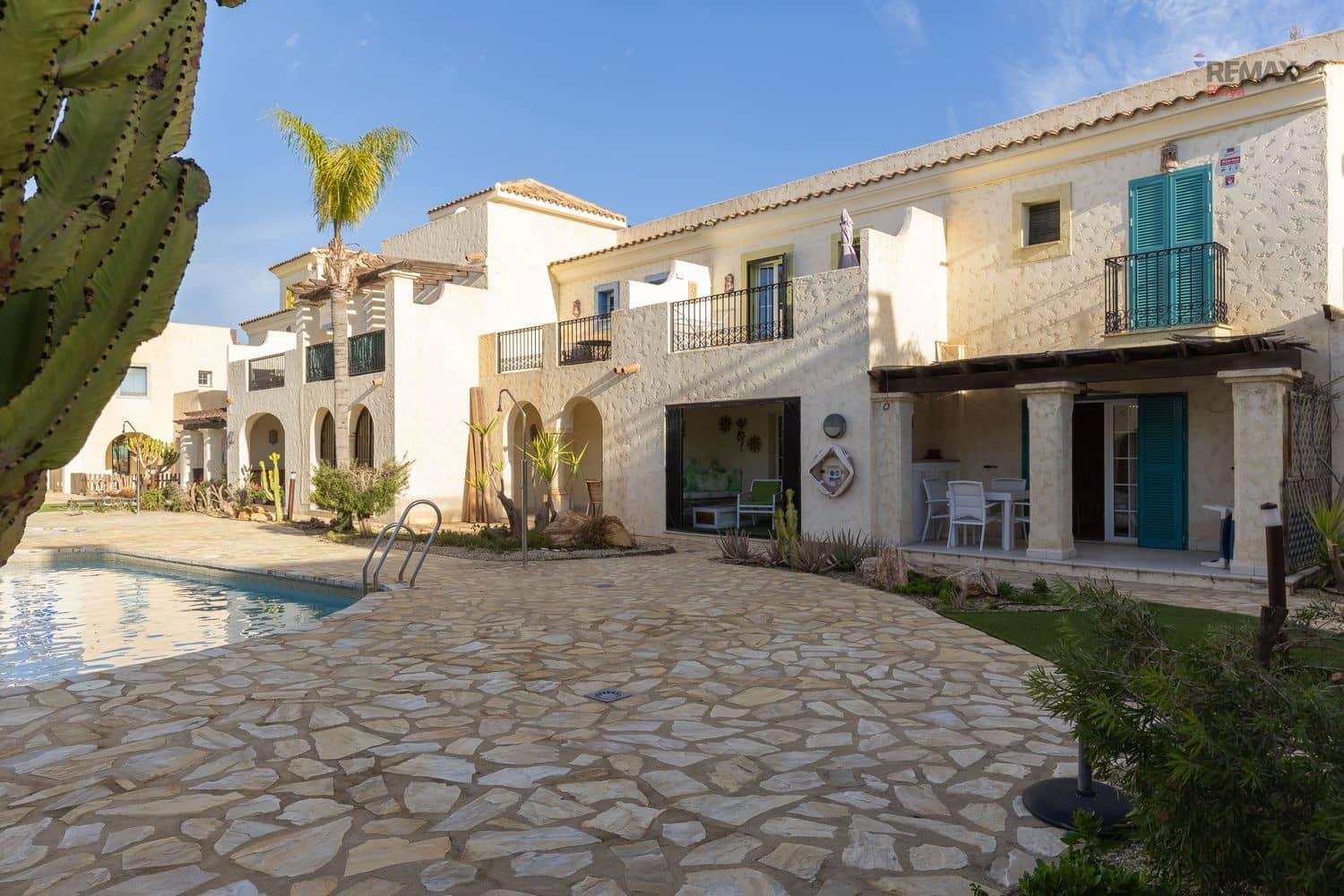 2 makuuhuone Omakotitalo vuokrattavana paikassa Vera mukana uima-altaan 
autotalli - 850 € (Ref: 9629617)