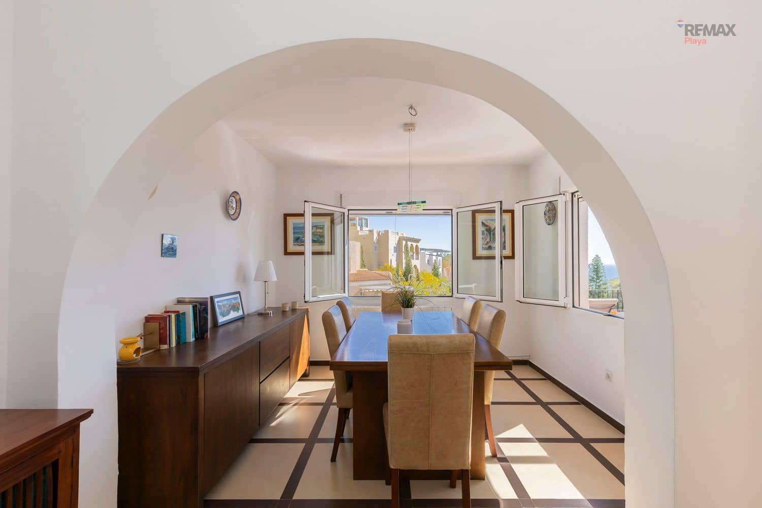 4 bedroom Villa for sale in Mojacar with pool garage - € 498,000 (Ref: 9694704)