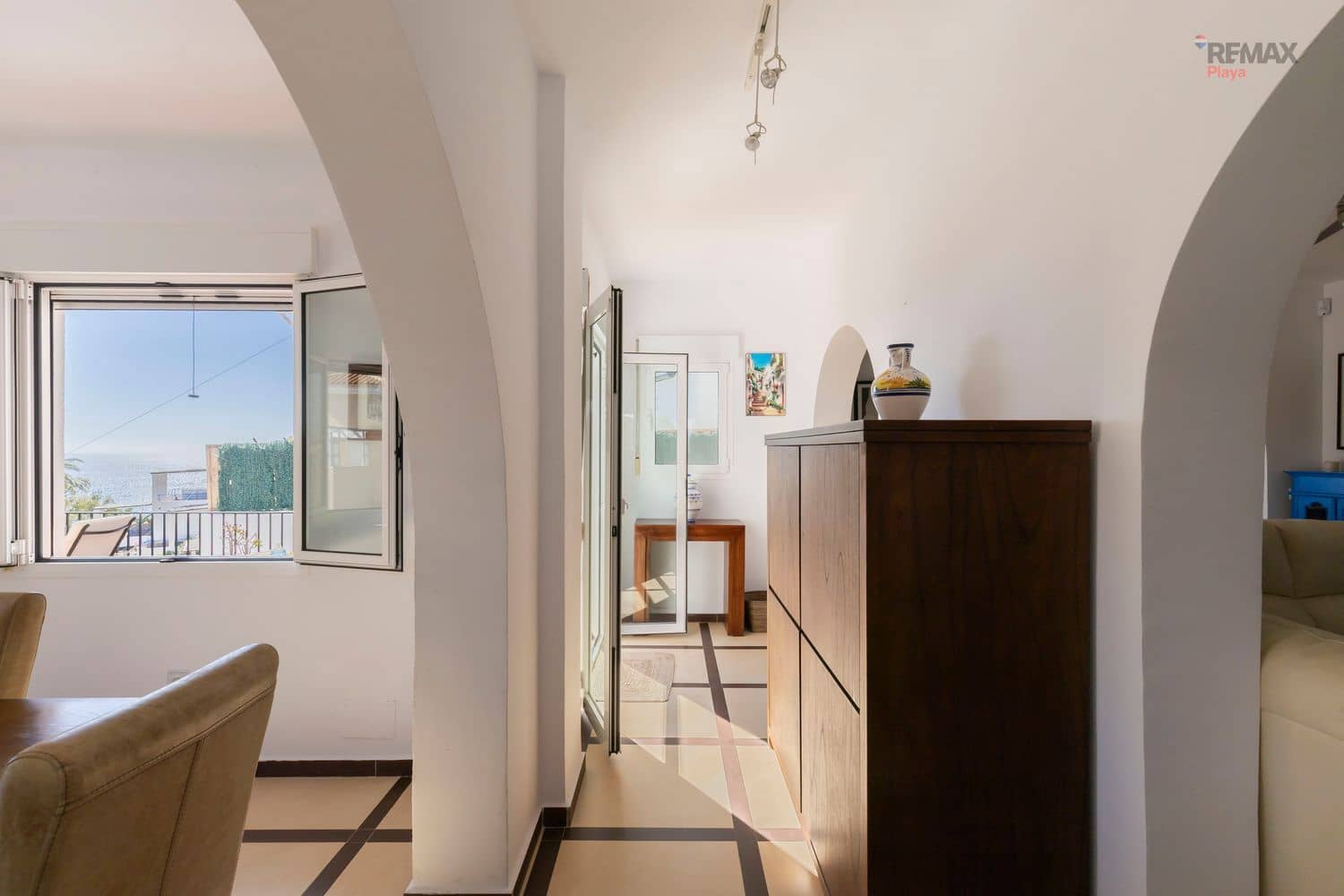 4 bedroom Villa for sale in Mojacar with pool garage - € 498,000 (Ref: 9694704)