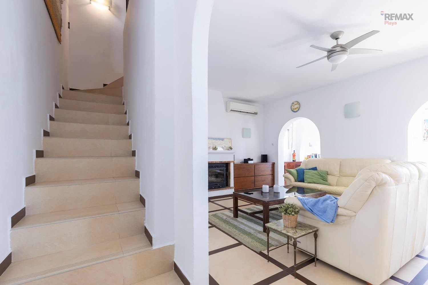 4 bedroom Villa for sale in Mojacar with pool garage - € 498,000 (Ref: 9694704)