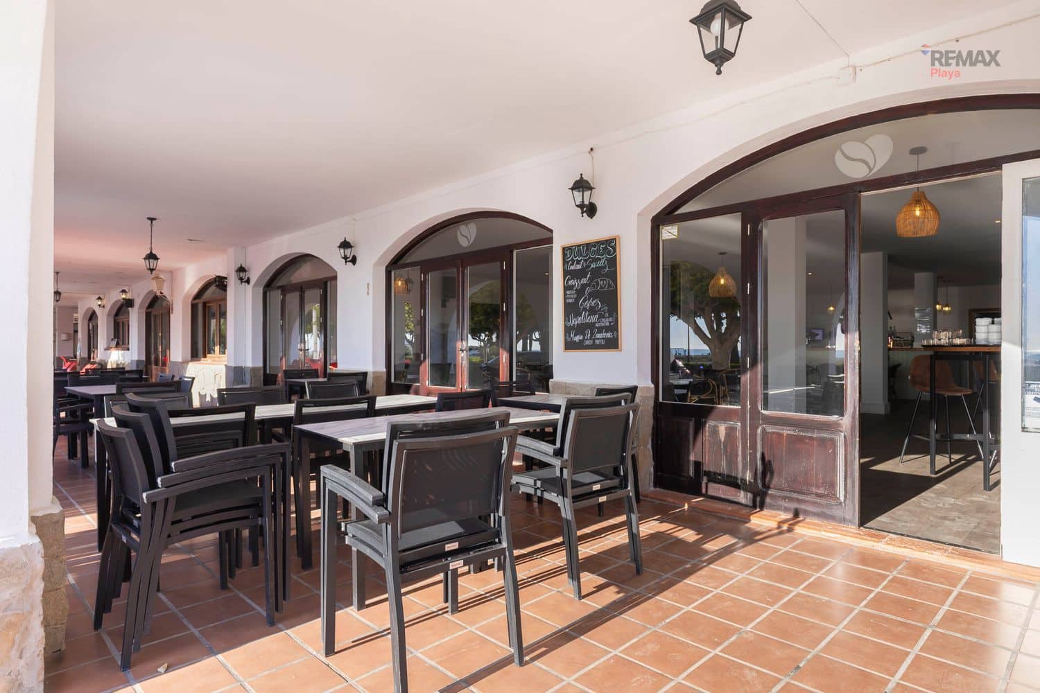 Commercial for sale in Vera - € 382,000 (Ref: 9697951)