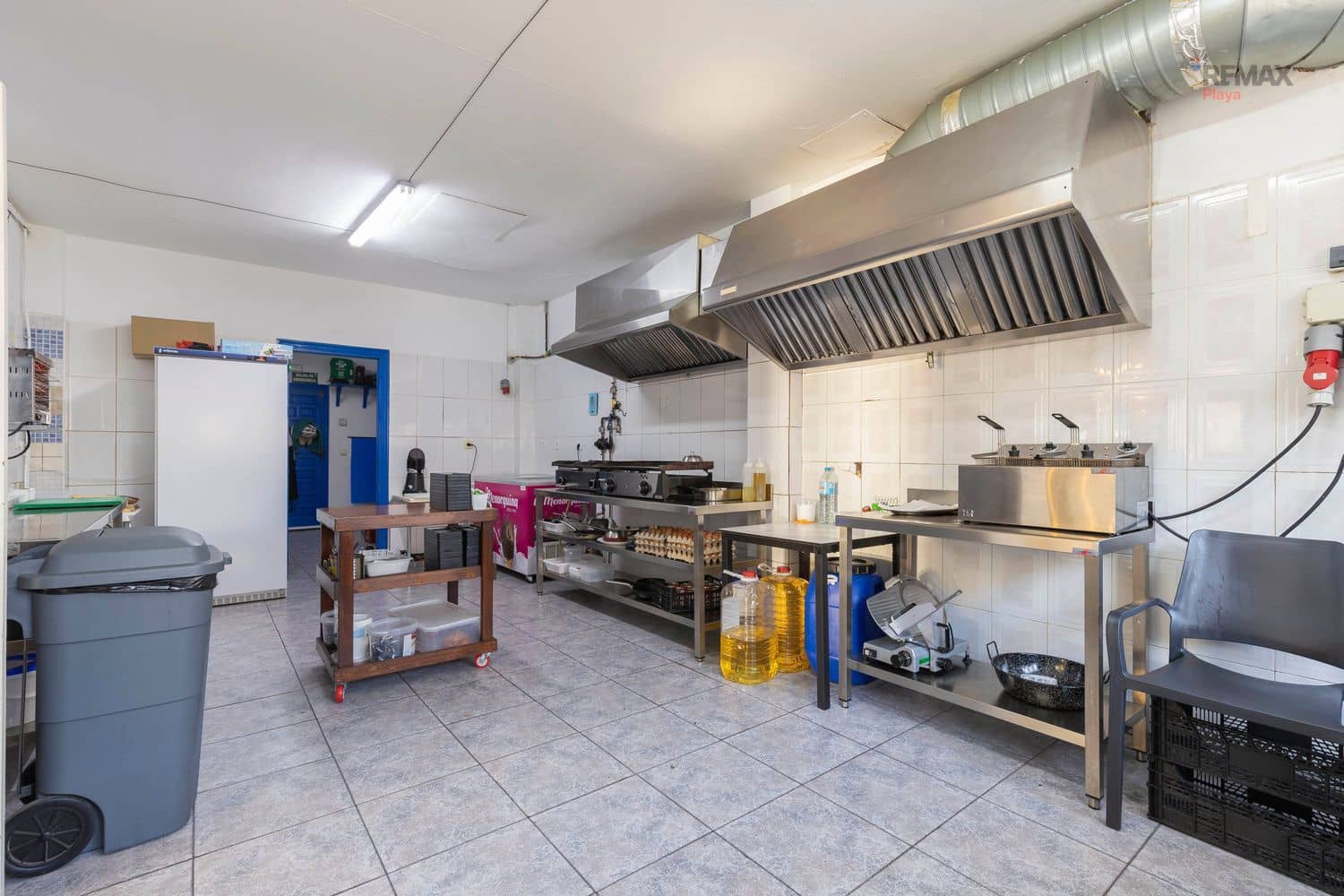 Commercial for sale in Vera - € 382,000 (Ref: 9697951)