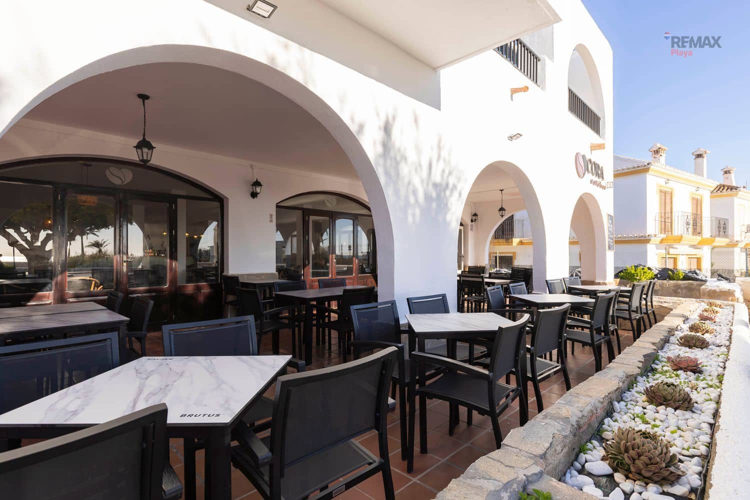 Commercial for sale in Vera - € 382,000 (Ref: 9697951)