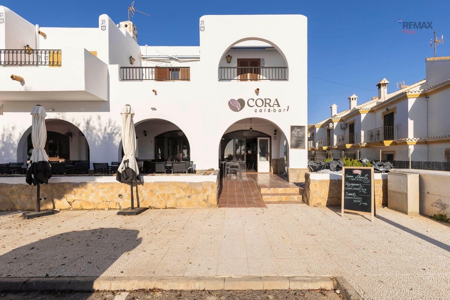 Commercial for sale in Vera - € 382,000 (Ref: 9697951)