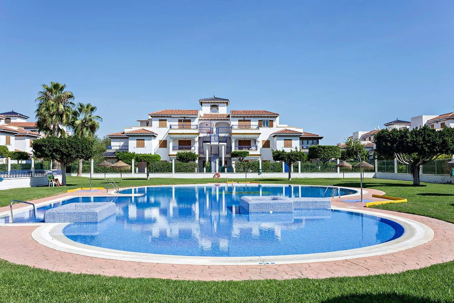 Casa de 3 habitaciones en Vera en venta con piscina garaje - 345.000 € (Ref: 9737927)