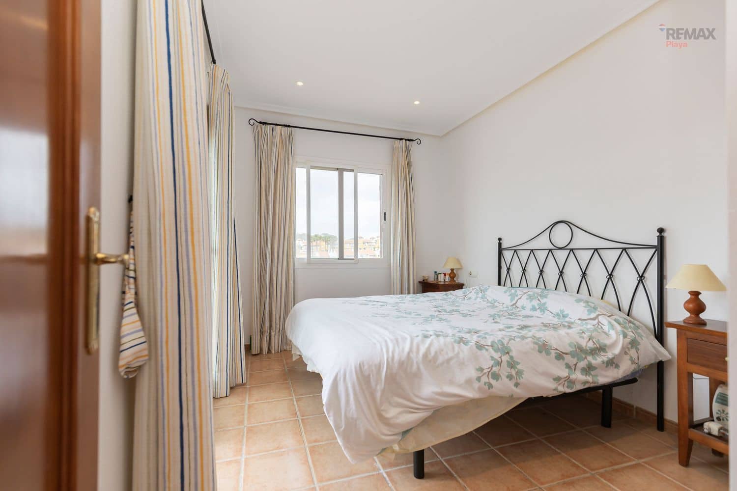 Casa de 3 habitaciones en Vera en venta con piscina garaje - 235.000 € (Ref: 9741487)