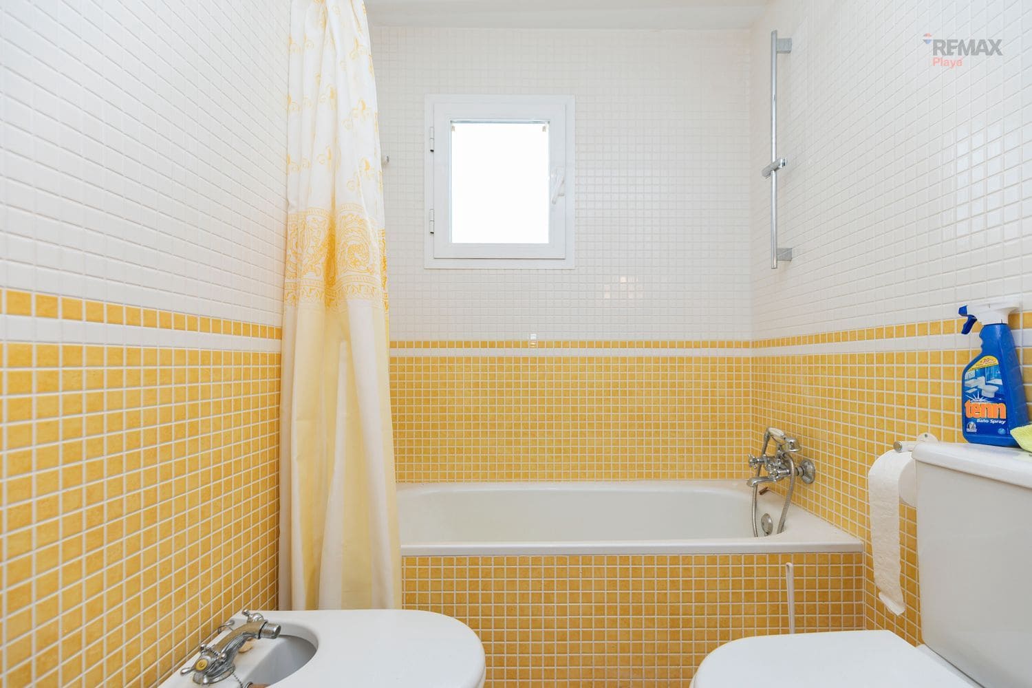 Casa de 3 habitaciones en Vera en venta con piscina garaje - 235.000 € (Ref: 9741487)