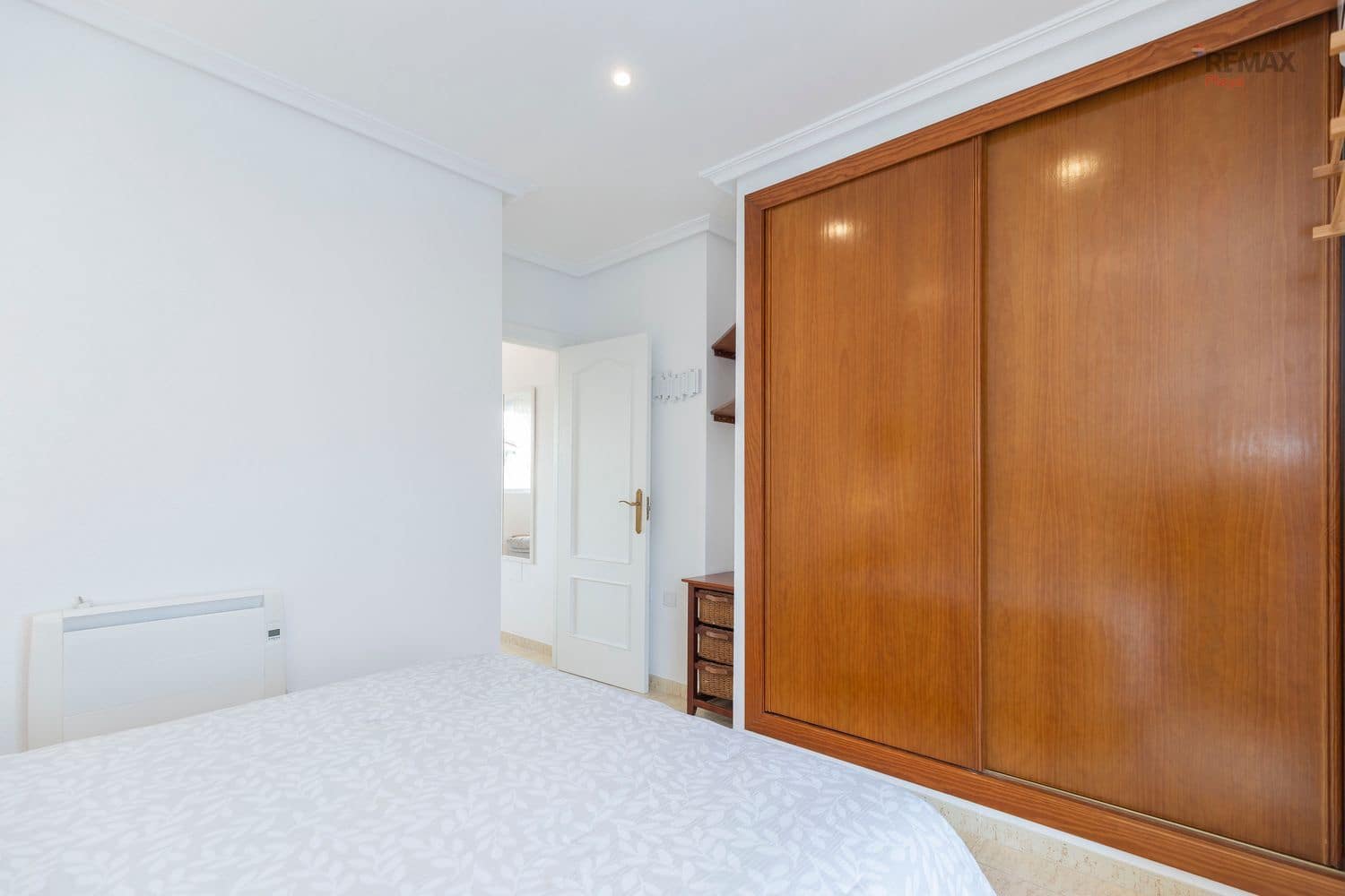 1 makuuhuone Huoneisto vuokrattavana paikassa Vera mukana uima-altaan 
autotalli - 650 € (Ref: 9770271)