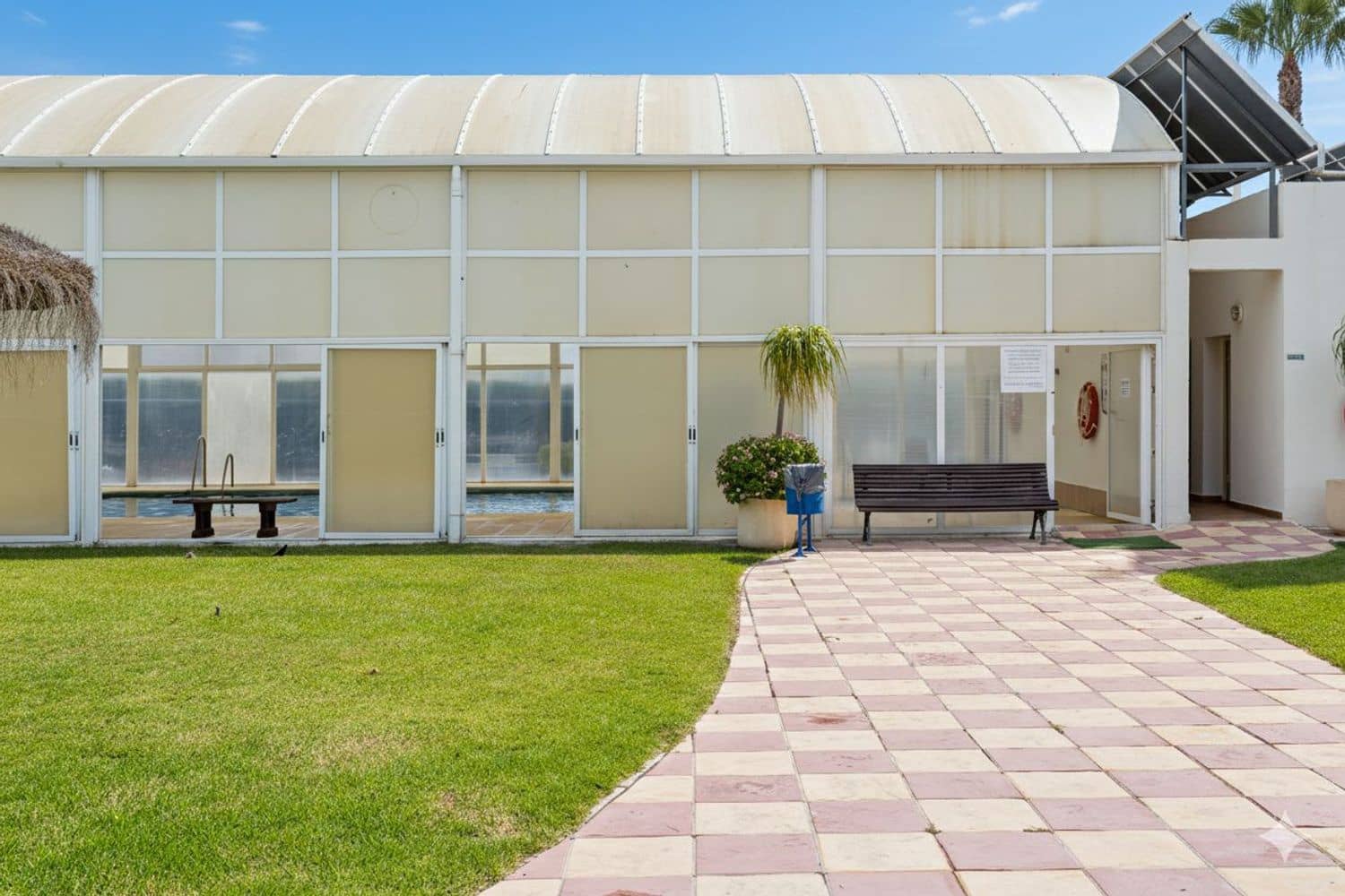 1 makuuhuone Huoneisto vuokrattavana paikassa Vera mukana uima-altaan 
autotalli - 650 € (Ref: 9770271)